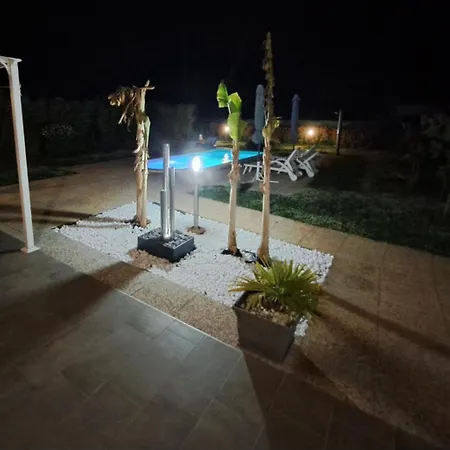 Chiara With Private Pool And Garden * Poreč