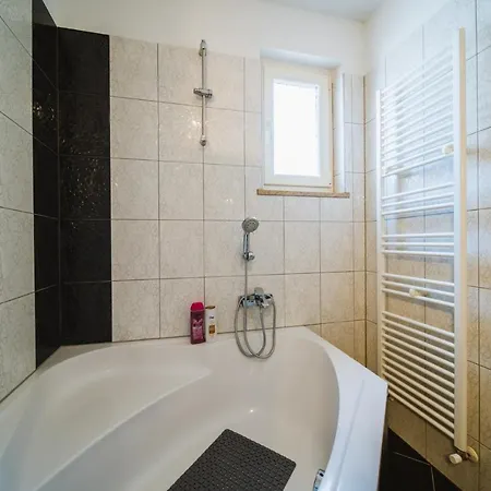 Chiara With Private Pool And Garden Vila *